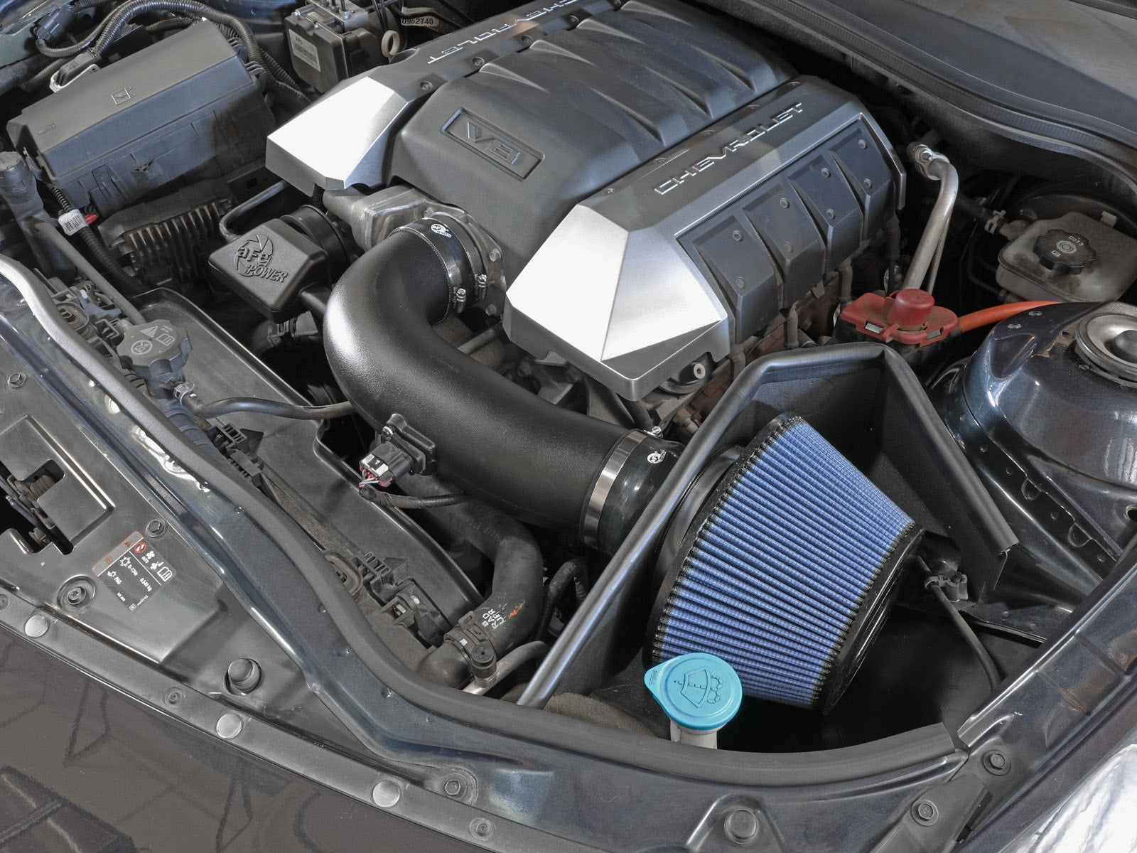 aFe Power 54-11762 Magnum FORCE Stage-2 Cold Air Intake System w/Pro 5R Filter Media (Chevrolet Camaro SS 10-15 V8-6.2L)