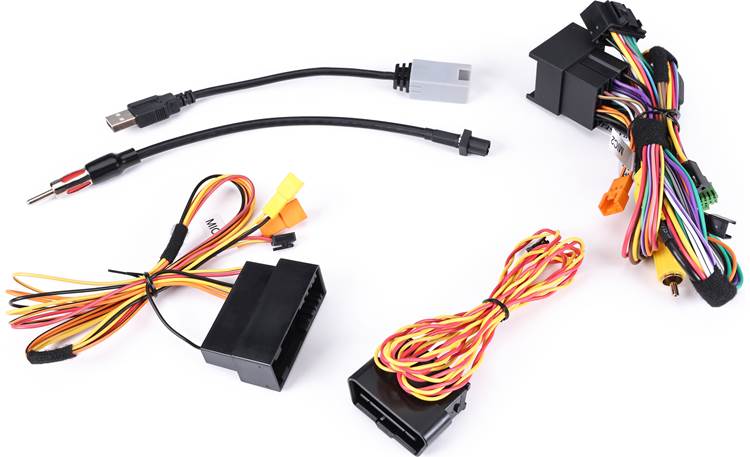 iDatalink KIT-TRA1 Dash and Wiring Kit Install and connect select iDatalink-compatible large-screen car stereos in 2020-up Ford Transit vans ( Maestro ADS-MRR or MRR2 module also required )